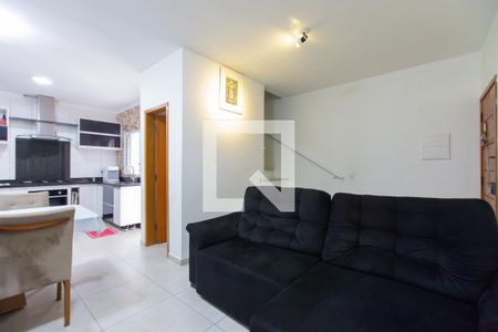 Sala de casa de condomínio à venda com 3 quartos, 120m² em Cidade Antônio Estêvão de Carvalho, São Paulo