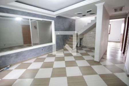 Sala 3 de casa à venda com 12 quartos, 296m² em Jardim Roberto, Osasco