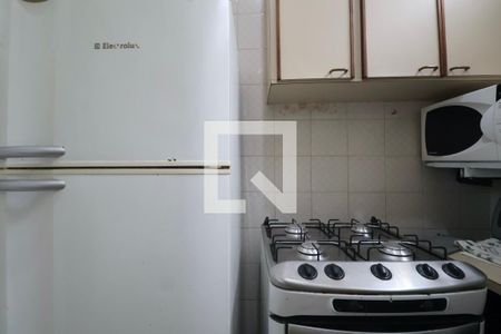 Cozinha de apartamento para alugar com 1 quarto, 45m² em Centro, Guarujá