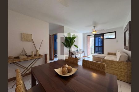 Sala de apartamento para alugar com 2 quartos, 70m² em Barra da Tijuca, Rio de Janeiro