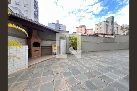 Quintal de apartamento à venda com 3 quartos, 150m² em Grajaú, Belo Horizonte