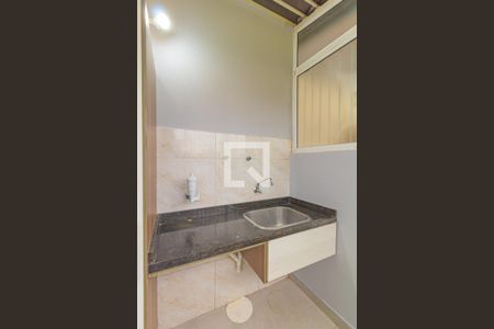 Varanda gourmet de casa à venda com 2 quartos, 64m² em São José, Canoas