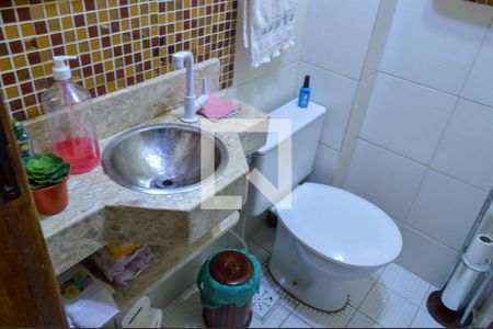 Lavabo de casa de condomínio para alugar com 2 quartos, 65m² em Pechincha, Rio de Janeiro