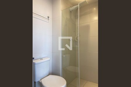 Banheiro de kitnet/studio para alugar com 1 quarto, 39m² em Campo Belo, São Paulo