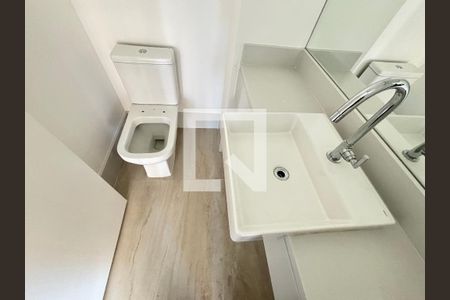 Lavabo de apartamento para alugar com 3 quartos, 168m² em Vila Nova Conceição, São Paulo