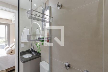 Banheiro Social de kitnet/studio para alugar com 1 quarto, 21m² em Indianópolis, São Paulo