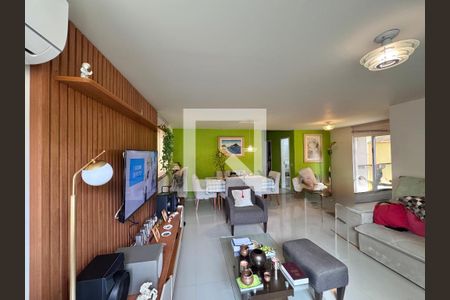 Sala de casa de condomínio à venda com 3 quartos, 150m² em Vargem Grande, Rio de Janeiro