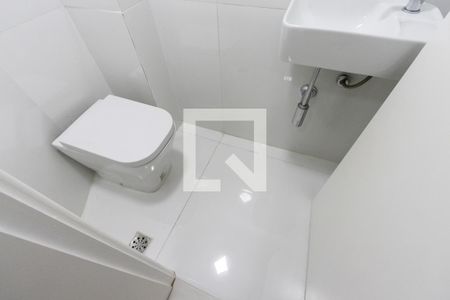 Lavabo de apartamento à venda com 2 quartos, 72m² em Perdizes, São Paulo