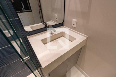 Banheiro Social de kitnet/studio à venda com 1 quarto, 26m² em Vila Mariana, São Paulo