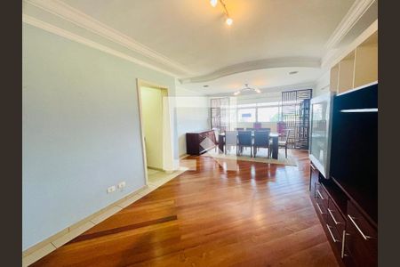 Sala de apartamento para alugar com 3 quartos, 144m² em Vila Galvão, São Paulo