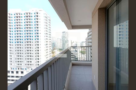 Varanda de kitnet/studio à venda com 1 quarto, 44m² em Pinheiros, São Paulo