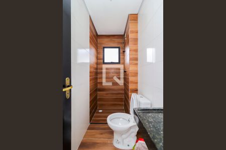 Banheiro de apartamento para alugar com 1 quarto, 50m² em Vila Campanela, São Paulo