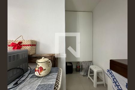 Quarto de Serviço de casa à venda com 4 quartos, 192m² em Jardim Vera Cruz, São Paulo