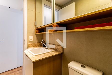 Suite - Banheiro de apartamento para alugar com 2 quartos, 61m² em Água Branca, São Paulo
