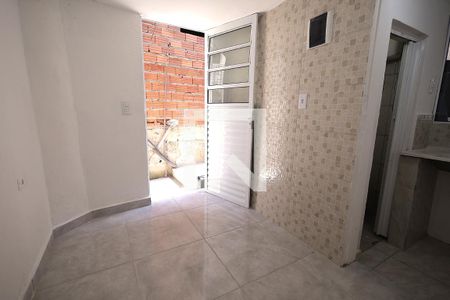 Sala de kitnet/studio para alugar com 1 quarto, 20m² em Vila Palmares, Santo André