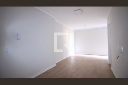 Sala/Cozinha de apartamento para alugar com 1 quarto, 29m² em Vila Celeste, São Paulo