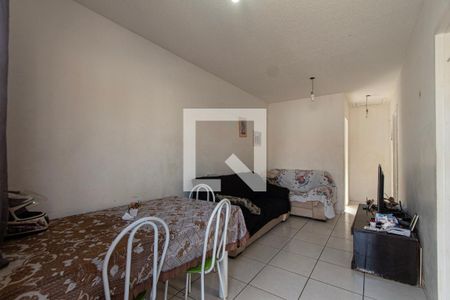 Sala de casa de condomínio para alugar com 2 quartos, 150m² em Jardim Simus, Sorocaba