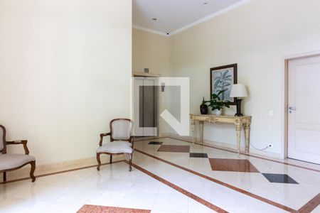 Hall de Entrada de apartamento à venda com 2 quartos, 256m² em Indianópolis, São Paulo