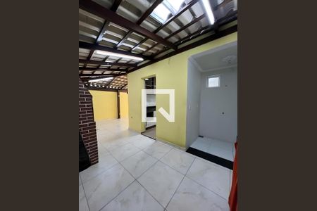 Casa para alugar com 2 quartos, 72m² em Alípio de Melo, Belo Horizonte