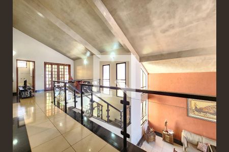 Sala TV de casa à venda com 5 quartos, 360m² em São Bernardo, Belo Horizonte