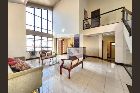 Sala de casa à venda com 5 quartos, 360m² em São Bernardo, Belo Horizonte