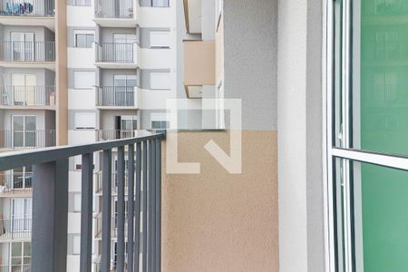 Varanda Sala/Cozinha de apartamento para alugar com 1 quarto, 27m² em Vila Butantã, São Paulo