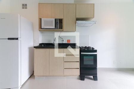 Sala/Cozinha de apartamento para alugar com 1 quarto, 27m² em Vila Butantã, São Paulo