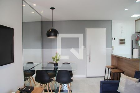 Sala de apartamento à venda com 2 quartos, 71m² em Vila Antonieta, Guarulhos