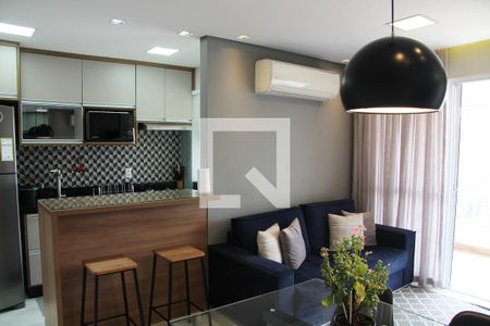 Sala de apartamento à venda com 2 quartos, 71m² em Vila Antonieta, Guarulhos