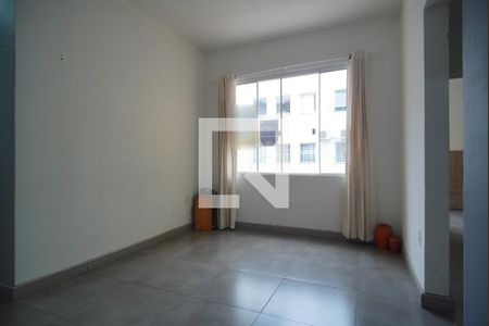 Sala de apartamento à venda com 2 quartos, 55m² em São Geraldo, Porto Alegre