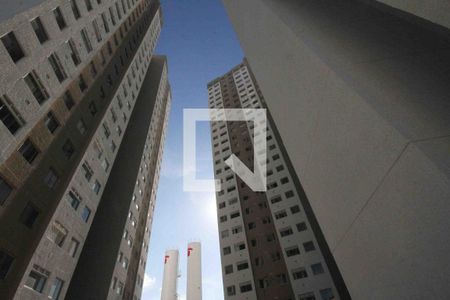 Fachada de apartamento para alugar com 2 quartos, 35m² em Fazenda da Juta, São Paulo
