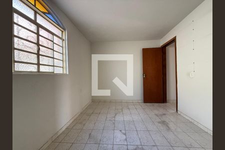Casa para alugar com 2 quartos, 360m² em Parque Sao Jose, Belo Horizonte