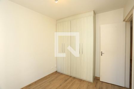 Quarto 1 de apartamento à venda com 2 quartos, 68m² em Jardim Maria Rosa, Taboão da Serra