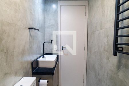 Banheiro de apartamento à venda com 1 quarto, 38m² em Vila Santa Catarina, São Paulo