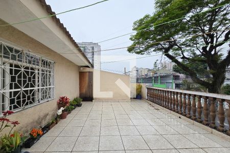 Sacada de casa à venda com 3 quartos, 200m² em Nova Petrópolis, São Bernardo do Campo