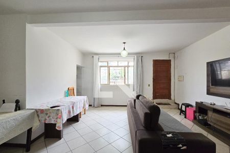 Sala de casa à venda com 3 quartos, 200m² em Nova Petrópolis, São Bernardo do Campo