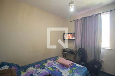 Quarto 2 de apartamento para alugar com 3 quartos, 54m² em Parada Quarenta, São Gonçalo