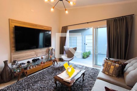 Sala de casa à venda com 4 quartos, 200m² em Parque Eloy Chaves, Jundiaí
