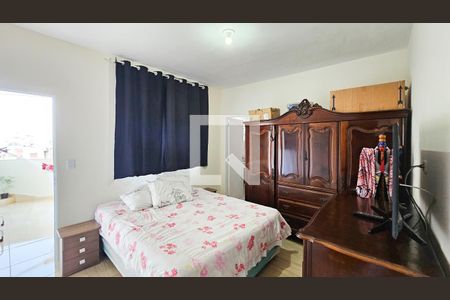 Suíte de casa para alugar com 2 quartos, 120m² em Vila Dirce, Carapicuíba