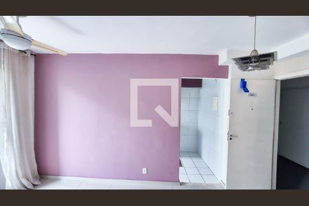 Sala de apartamento à venda com 2 quartos, 46m² em Irajá, Rio de Janeiro