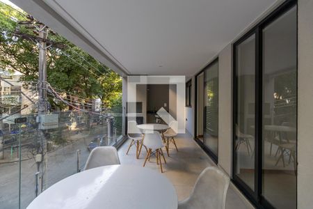 Sala Varanda de apartamento à venda com 2 quartos, 84m² em Tijuca, Rio de Janeiro
