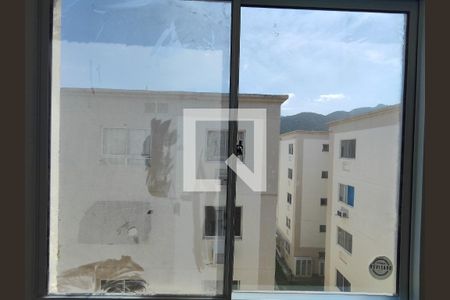 Quarto 1 vista de apartamento para alugar com 2 quartos, 50m² em Vargem Pequena, Rio de Janeiro