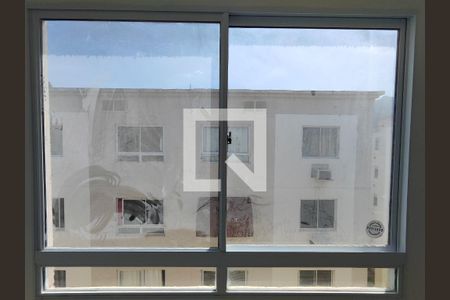 Sala vista de apartamento para alugar com 2 quartos, 50m² em Vargem Pequena, Rio de Janeiro