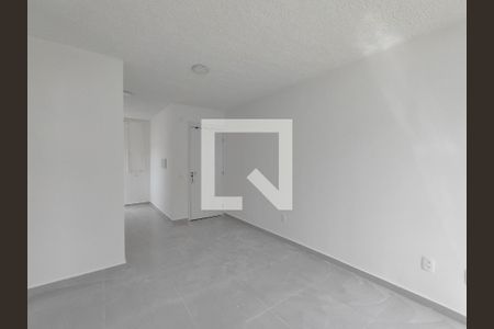 Sala de apartamento para alugar com 2 quartos, 50m² em Vargem Pequena, Rio de Janeiro