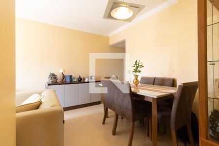 Sala de apartamento à venda com 3 quartos, 65m² em Vila Firmiano Pinto, São Paulo