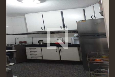 Casa à venda com 2 quartos, 115m² em Vila Metalúrgica, Santo André