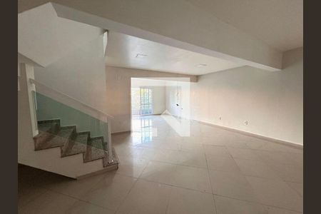 Casa à venda com 3 quartos, 220m² em Jardim Bela Vista, Santo André