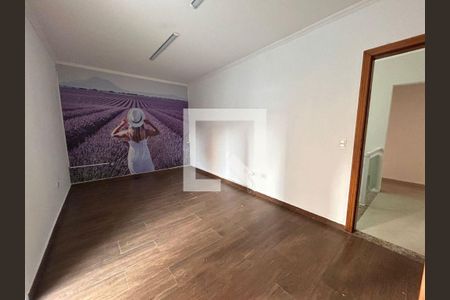 Casa à venda com 3 quartos, 220m² em Jardim Bela Vista, Santo André