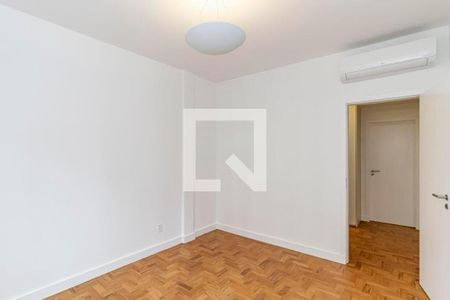 Apartamento à venda com 3 quartos, 162m² em Cerqueira César, São Paulo