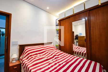 Quarto de casa de condomínio à venda com 1 quarto, 42m² em Higienópolis, Rio de Janeiro